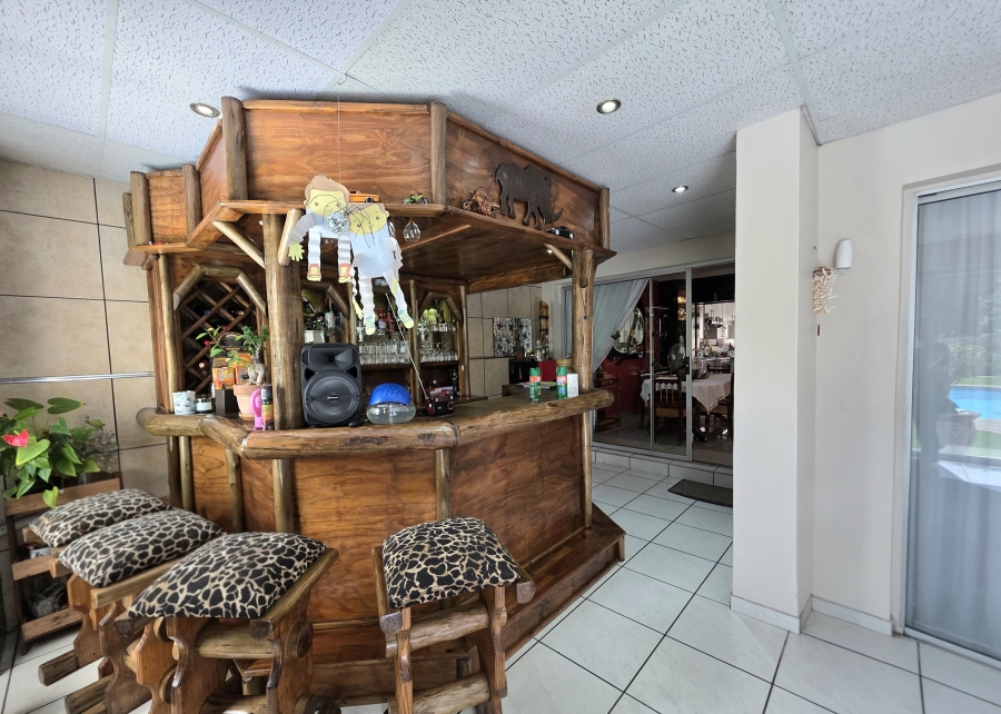 4 Bedroom Property for Sale in Jan Cillierspark Free State